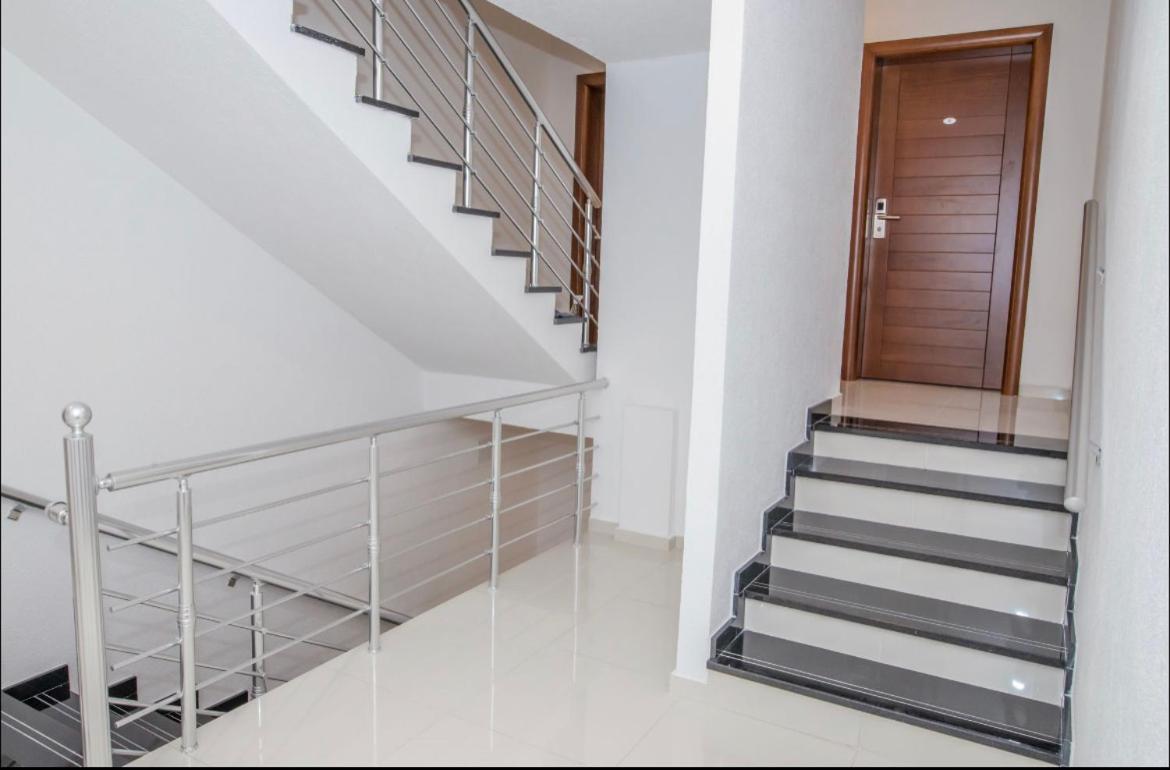 Apartmani Nela Sutomore Buitenkant foto
