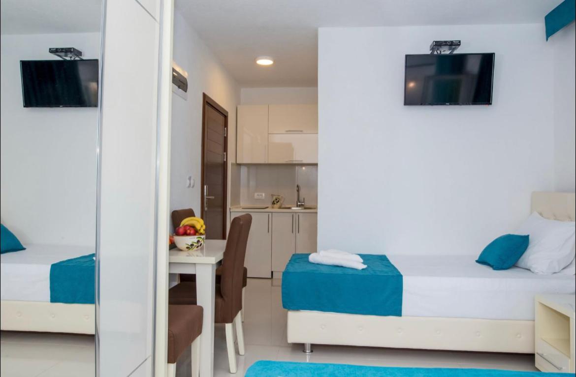 Apartmani Nela Sutomore Buitenkant foto
