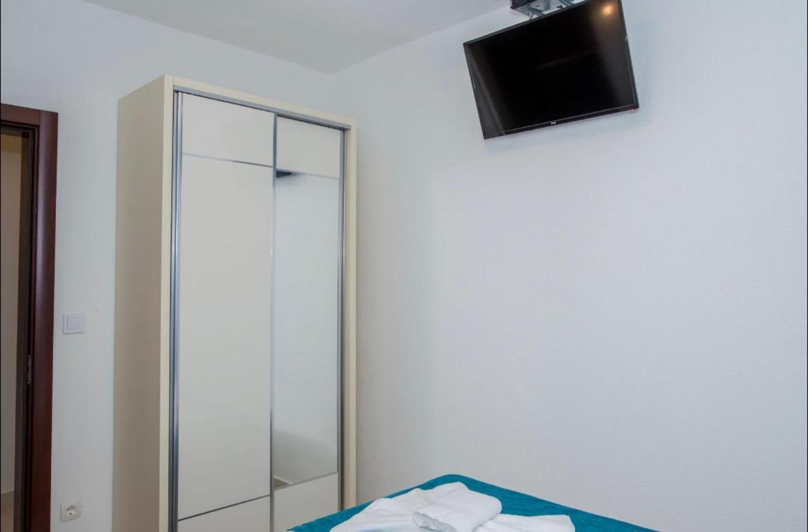 Apartmani Nela Sutomore Buitenkant foto