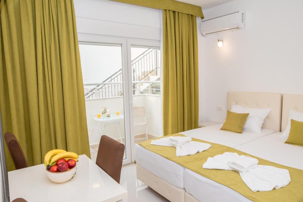Apartmani Nela Sutomore Buitenkant foto
